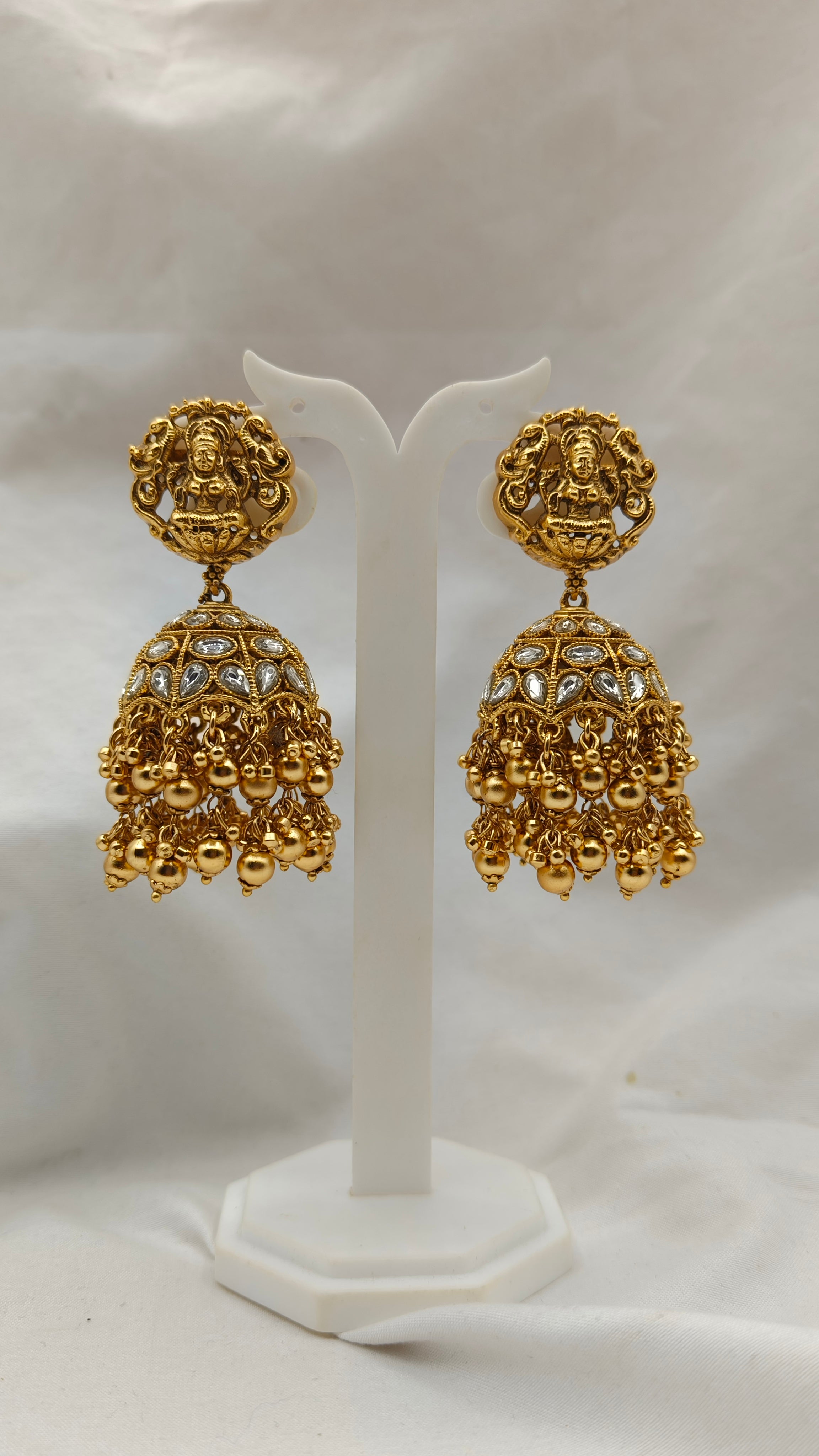 Gilded Essence Plain Gold Polished Jhumka