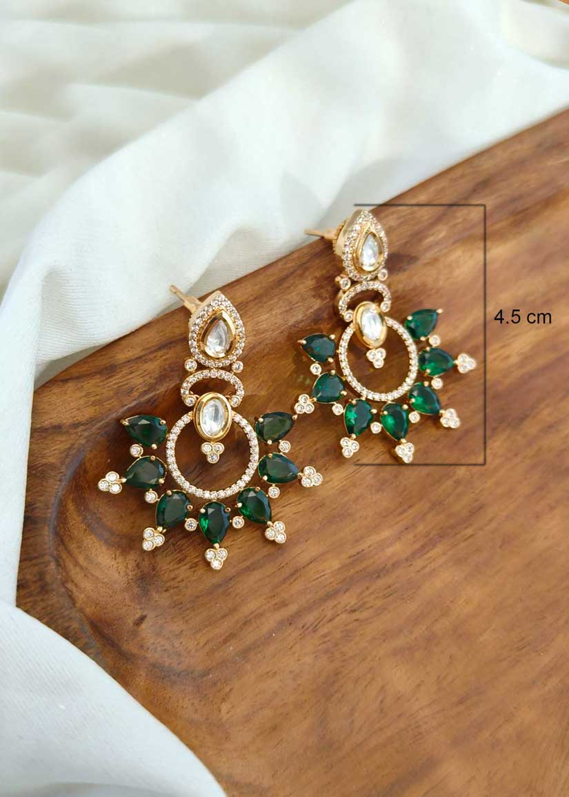 Emerald delicate kundan short necklace set