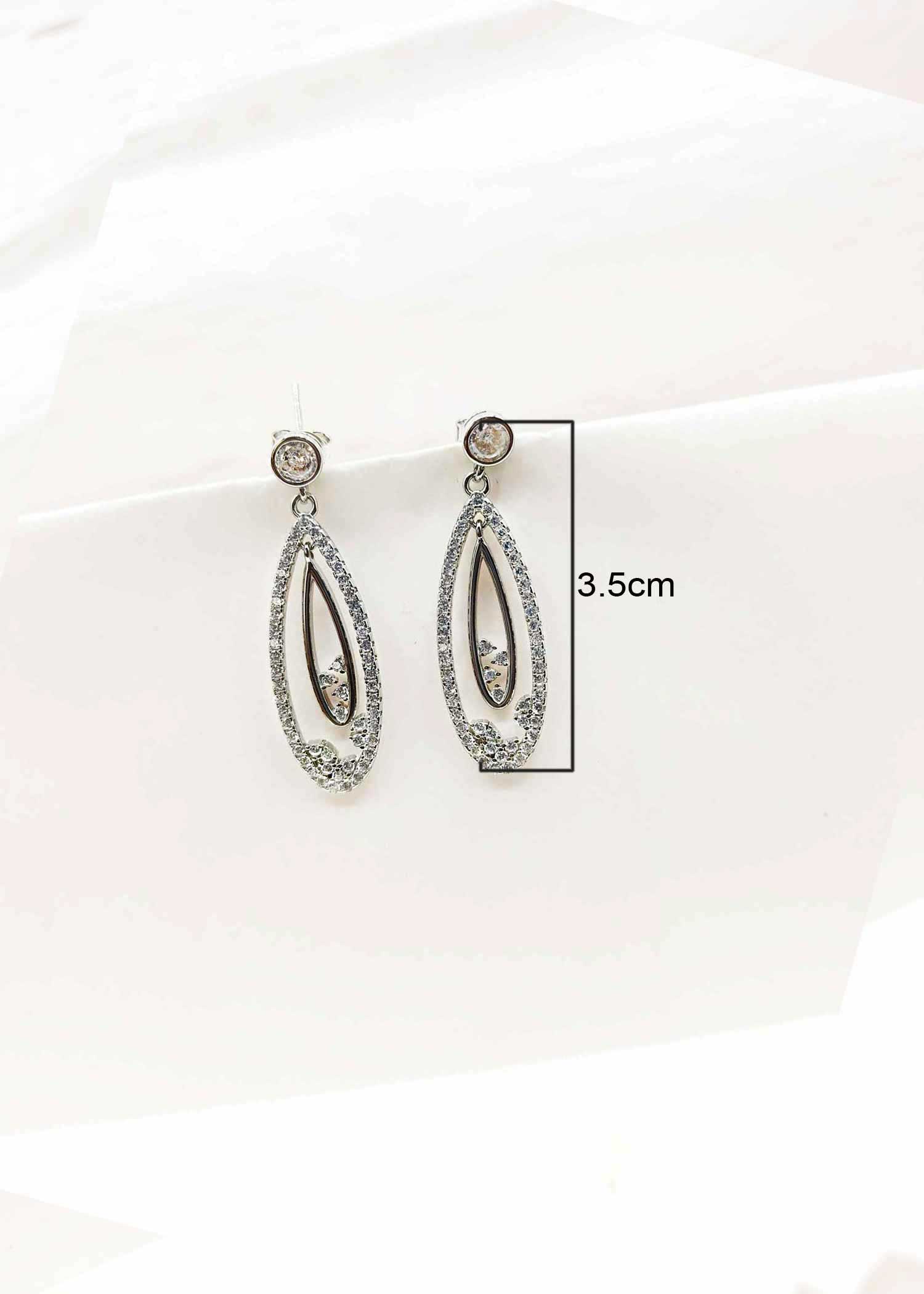 92.5 Sterling Silver Water Drop Cubic Zircon Earring