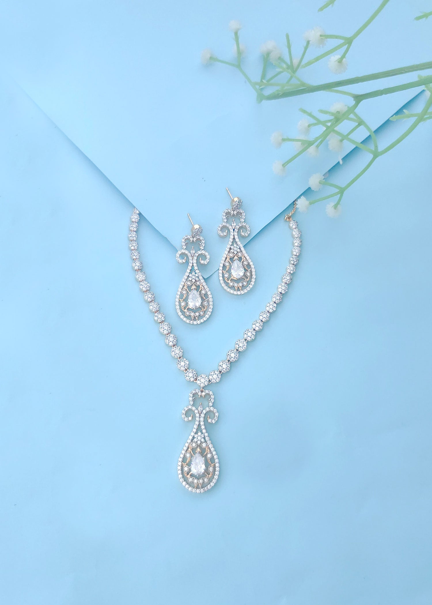 Necklace set