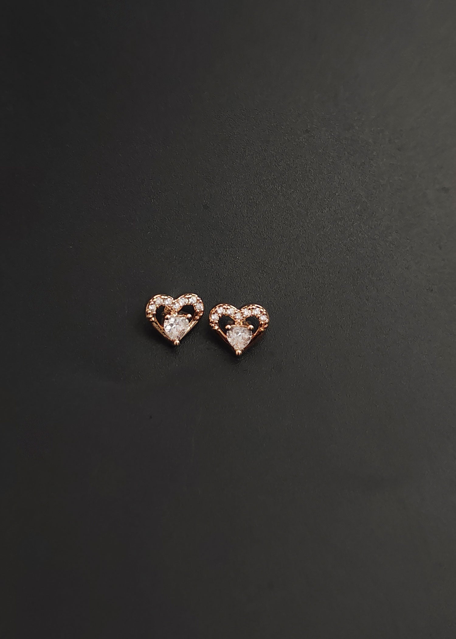 Rose gold earring